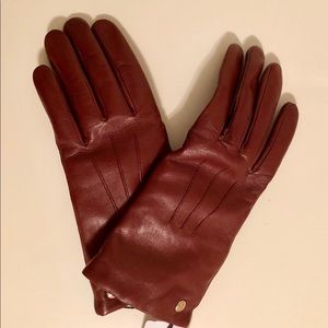 Coach Signature Leather Gloves Chocolate